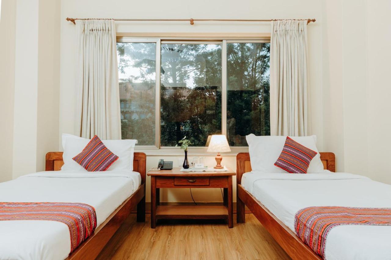 Tise Hotel Kathmandu Exteriör bild