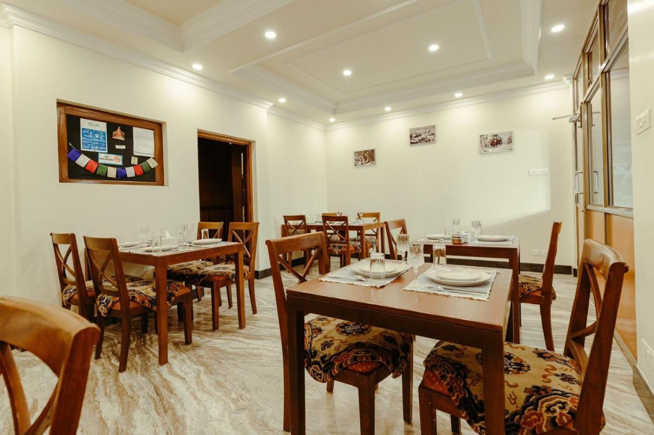 Tise Hotel Kathmandu Exteriör bild