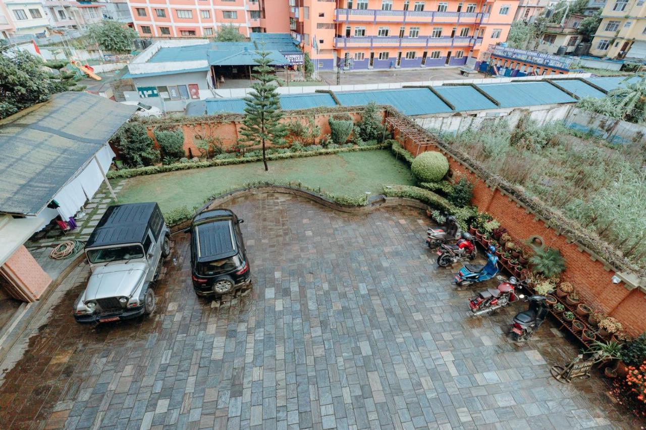 Tise Hotel Kathmandu Exteriör bild