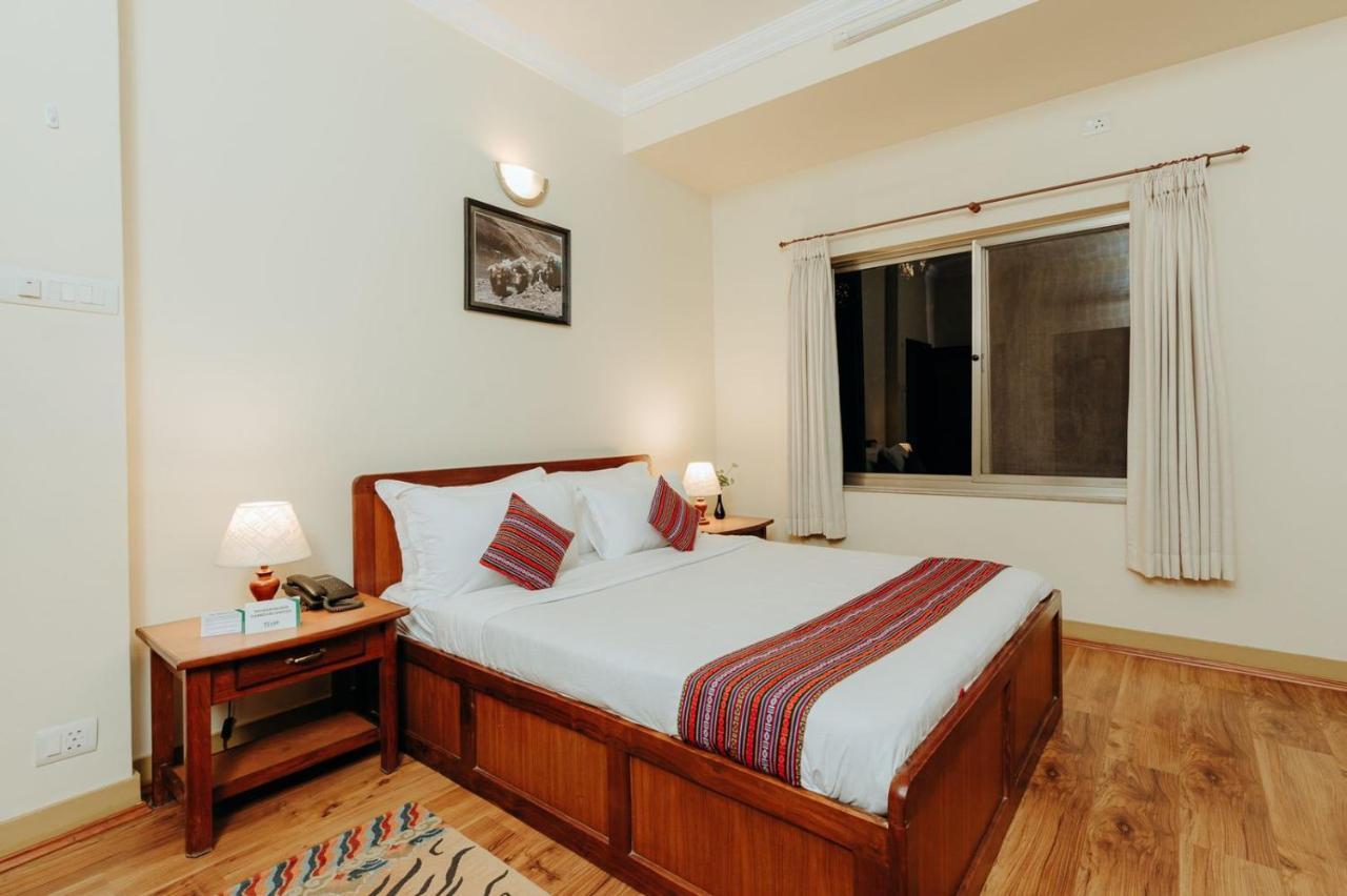 Tise Hotel Kathmandu Exteriör bild
